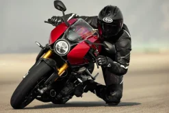 Arai Corsair-X Isle of Man TT 2025 Helmet