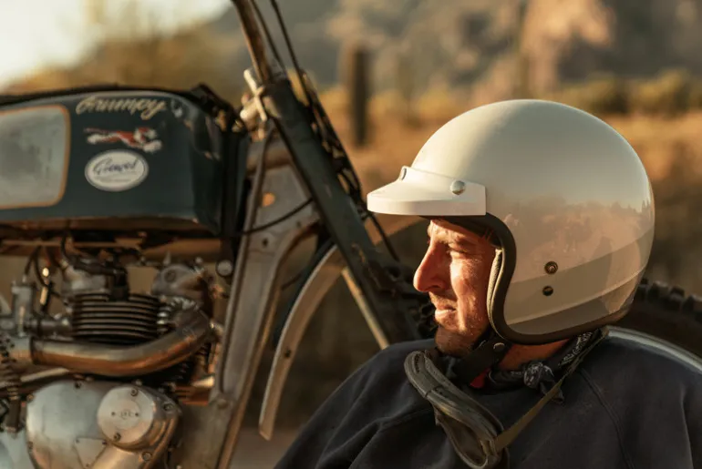 Bell Custom 500 Apex Helmet